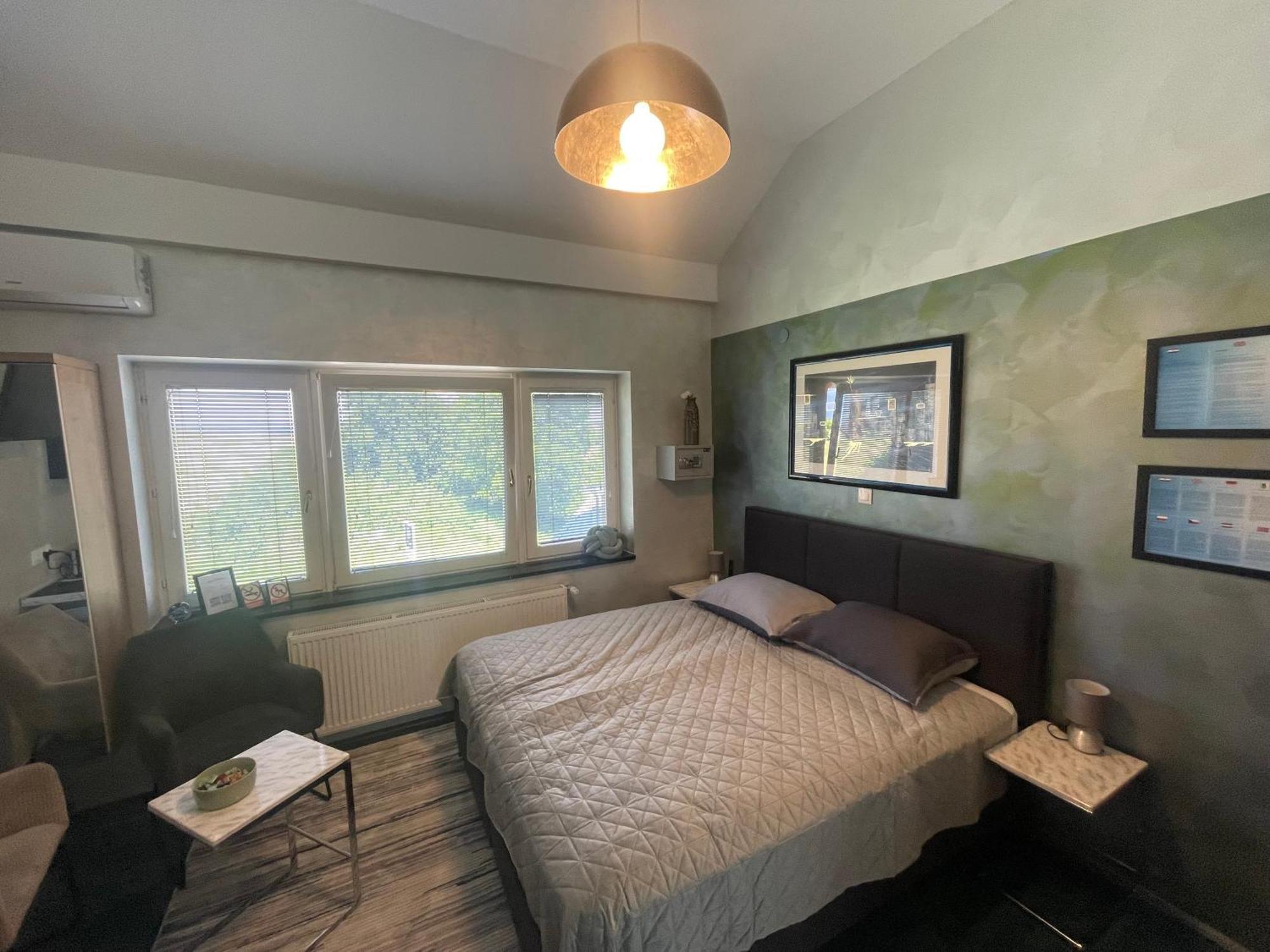 Tona - Miran Apartman - Parking - Samostalna Prijava Karlovac Dış mekan fotoğraf