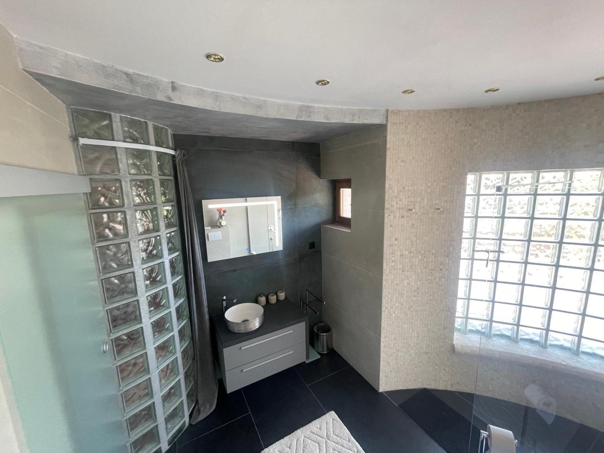 Tona - Miran Apartman - Parking - Samostalna Prijava Karlovac Dış mekan fotoğraf
